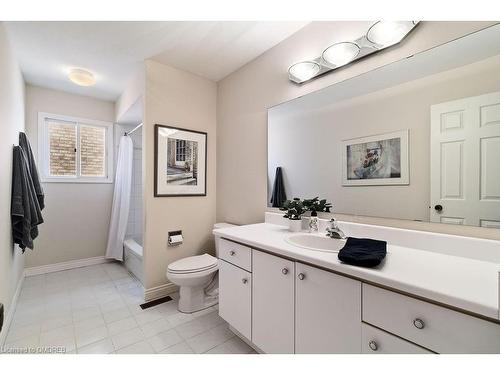 2940 Harvey Crescent, Mississauga, ON - Indoor Photo Showing Bathroom