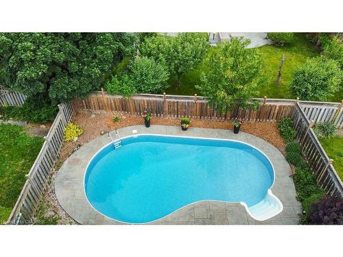 2940 Harvey Crescent, Mississauga, ON - Outdoor With In Ground Pool With Backyard