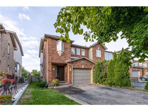 19 Foxtrot Drive, Hamilton, ON - Outdoor With Facade