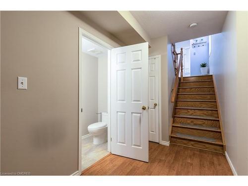 19 Foxtrot Drive, Hamilton, ON - Indoor Photo Showing Other Room