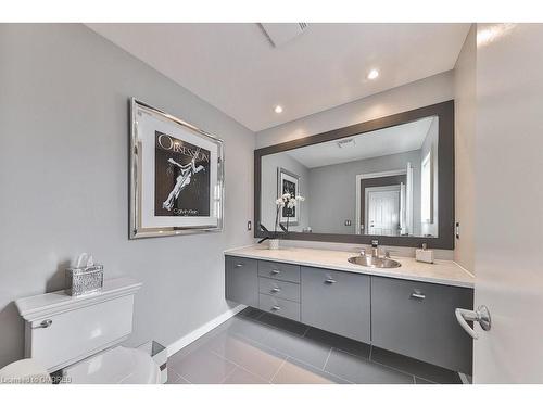 881 Goodwin Road, Mississauga, ON - Indoor Photo Showing Bathroom