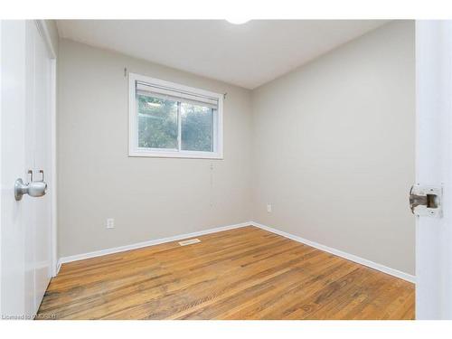 25 Elizabeth Street, Guelph, ON - Indoor Photo Showing Other Room