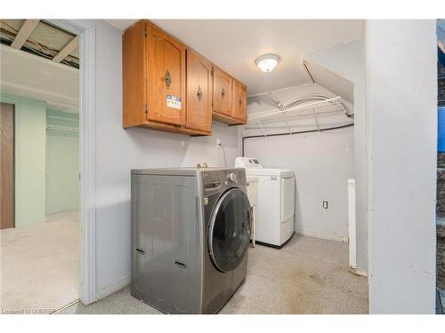 25 Elizabeth Street, Guelph, ON - Indoor Photo Showing Laundry Room