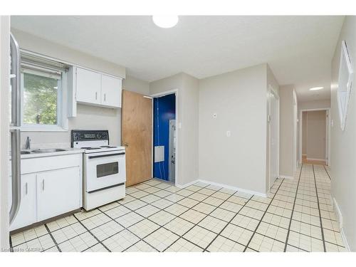 25 Elizabeth Street, Guelph, ON - Indoor Photo Showing Kitchen