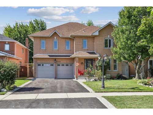 2326 Mowat Avenue, Oakville, ON - Outdoor With Facade