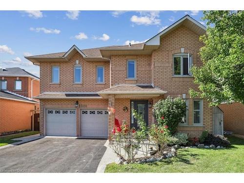 2326 Mowat Avenue, Oakville, ON - Outdoor