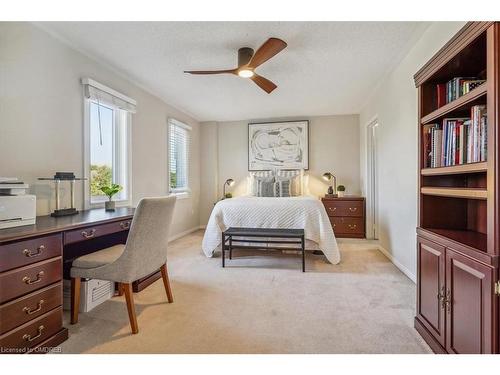 2326 Mowat Avenue, Oakville, ON - Indoor Photo Showing Bedroom