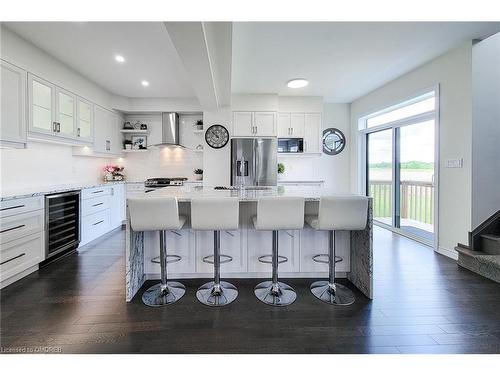 7 Hawick Crescent, Caledonia, ON - Indoor Photo Showing Kitchen With Upgraded Kitchen