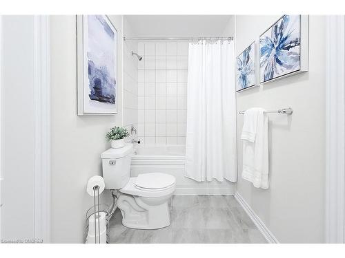 7 Hawick Crescent, Caledonia, ON - Indoor Photo Showing Bathroom