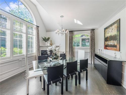 235 Lakewood Drive, Oakville, ON 