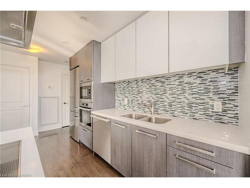 2411-8 The Esplanade, Toronto, ON - Indoor Photo Showing Kitchen With Double Sink With Upgraded Kitchen