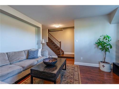 81 Glancaster Road, Ancaster, ON - Indoor Photo Showing Living Room