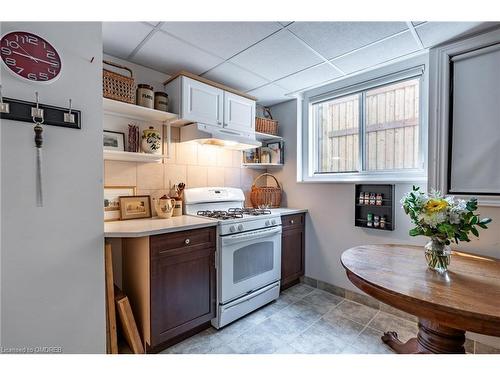 81 Glancaster Road, Ancaster, ON - Indoor Photo Showing Kitchen