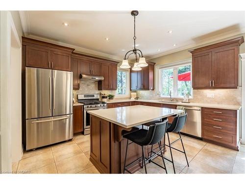 81 Glancaster Road, Ancaster, ON - Indoor Photo Showing Kitchen With Upgraded Kitchen