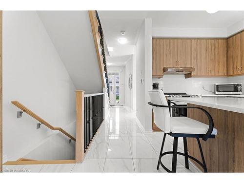 21 Overlea Drive, Brampton, ON - Indoor Photo Showing Kitchen