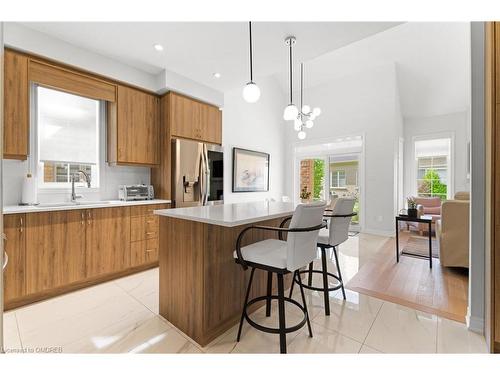 21 Overlea Drive, Brampton, ON - Indoor Photo Showing Kitchen