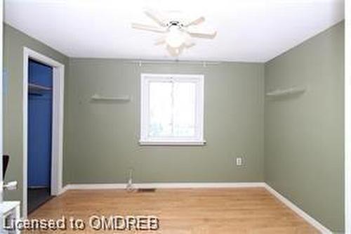 501 Queensdale Avenue E, Hamilton, ON - Indoor Photo Showing Other Room