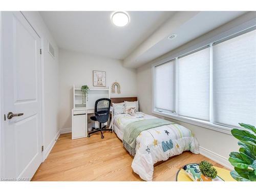 69 Edward Horton Crescent, Toronto, ON - Indoor Photo Showing Bedroom