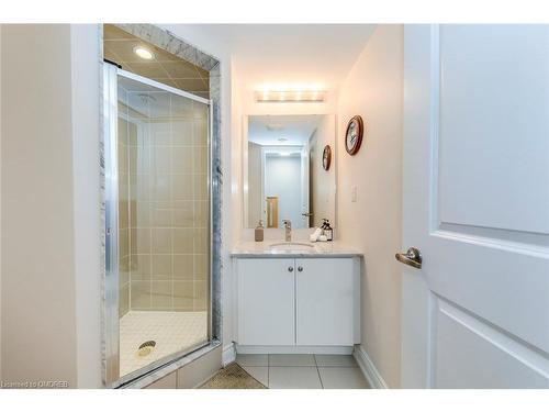 69 Edward Horton Crescent, Toronto, ON - Indoor Photo Showing Bathroom