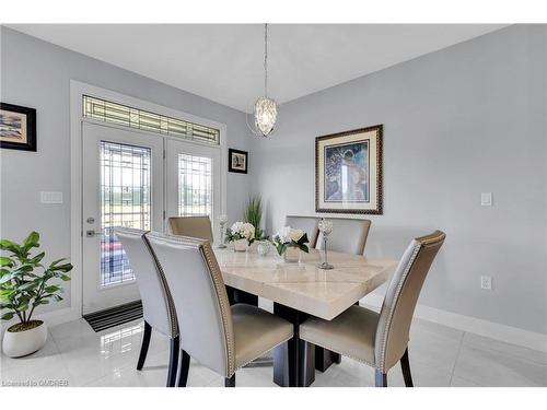 46 Rea Drive, Fergus, ON - Indoor Photo Showing Dining Room