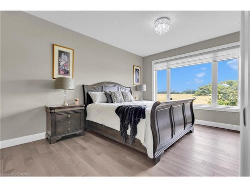 46 Rea Drive, Fergus, ON - Indoor Photo Showing Bedroom