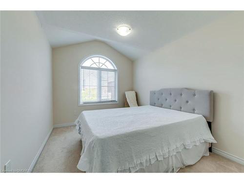 1663 Clitherow Street, Milton, ON - Indoor Photo Showing Bedroom