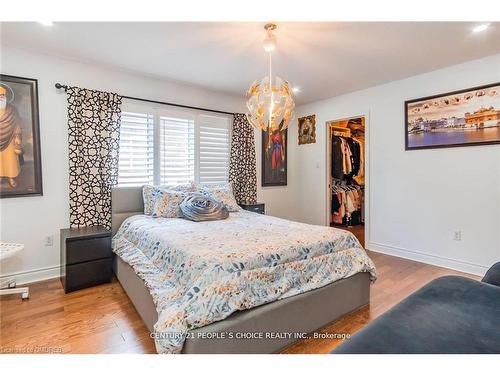 65 Louvain Drive, Brampton, ON - Indoor Photo Showing Bedroom