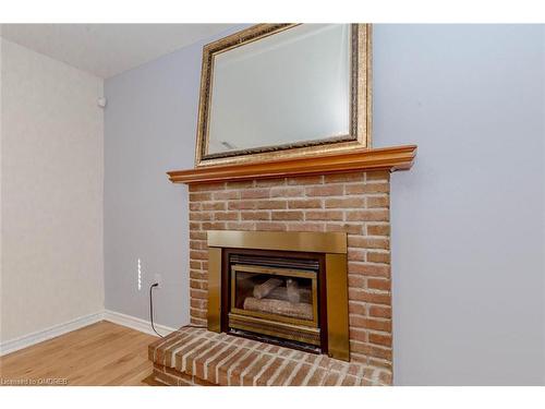 211 Leaside Drive, Welland, ON - Indoor Photo Showing Living Room With Fireplace