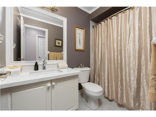 77 Mowat Crescent, Halton Hills, ON - Indoor Photo Showing Bathroom