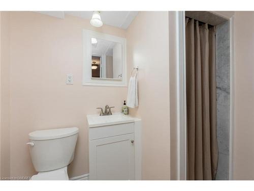 77 Mowat Crescent, Halton Hills, ON - Indoor Photo Showing Bathroom