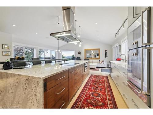 7286 Bell School Line, Milton, ON - Indoor Photo Showing Kitchen