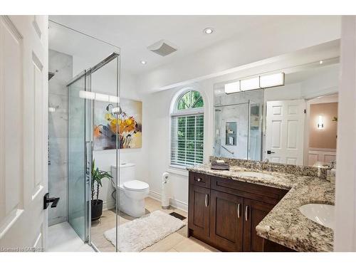 434 Golf Links Road, Ancaster, ON - Indoor Photo Showing Bathroom