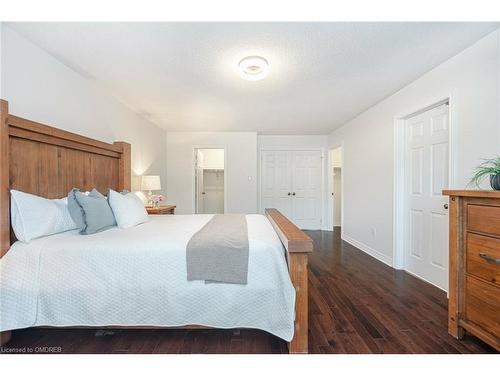 2461 Grand Oak Trail, Oakville, ON - Indoor Photo Showing Bedroom