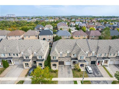 2461 Grand Oak Trail, Oakville, ON - Outdoor