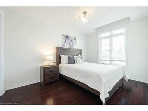 2461 Grand Oak Trail, Oakville, ON - Indoor Photo Showing Bedroom