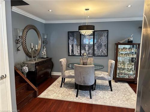 1-223 Picton Street E, Hamilton, ON - Indoor Photo Showing Dining Room