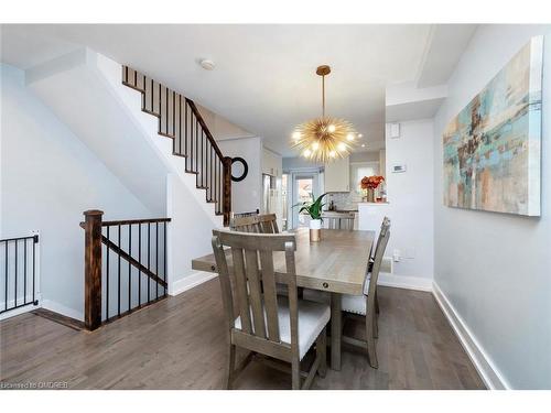 123-895 Maple Avenue, Burlington, ON - Indoor Photo Showing Dining Room