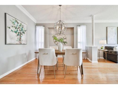 205 Ellis Crescent, Milton, ON - Indoor Photo Showing Dining Room