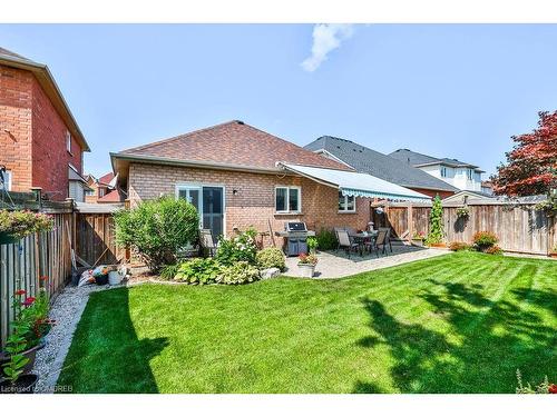 205 Ellis Crescent, Milton, ON - Outdoor