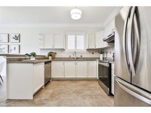 205 Ellis Crescent, Milton, ON - Indoor Photo Showing Kitchen With Stainless Steel Kitchen