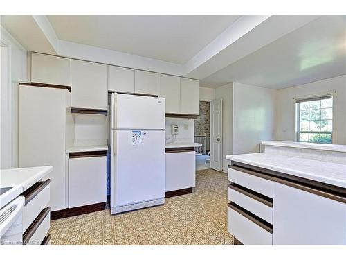 400 Randall Street, Oakville, ON - Indoor Photo Showing Kitchen