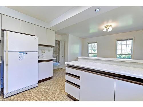 400 Randall Street, Oakville, ON - Indoor Photo Showing Kitchen