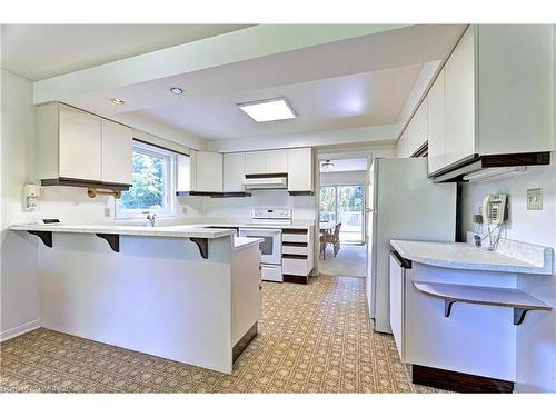 400 Randall Street, Oakville, ON - Indoor Photo Showing Kitchen With Double Sink