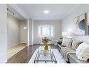 25 Lincoln Street, Hamilton, ON  - Indoor Photo Showing Living Room 