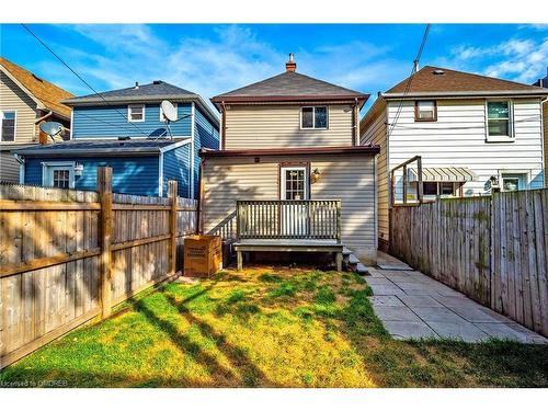 25 Lincoln Street, Hamilton, ON - Outdoor With Deck Patio Veranda