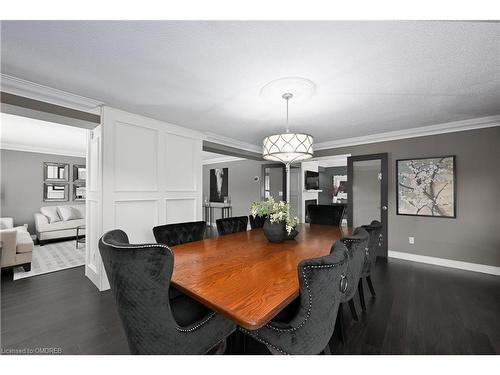 2 Hickory Avenue, Hamilton, ON - Indoor Photo Showing Dining Room