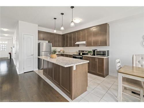 116 Mutrie Boulevard, Rockwood, ON - Indoor Photo Showing Kitchen With Stainless Steel Kitchen With Upgraded Kitchen