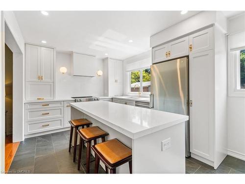 95 Elgin Drive, Brampton, ON - Indoor Photo Showing Kitchen With Upgraded Kitchen