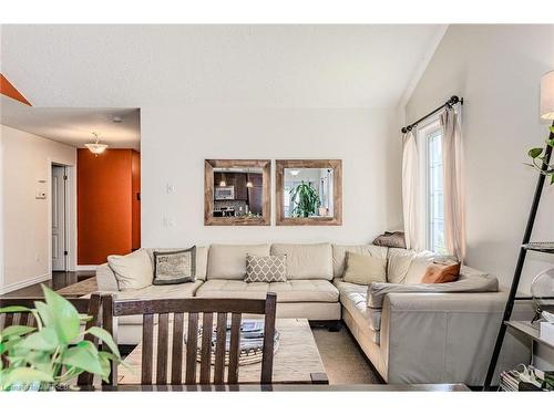 1890 Lakeshore Road, Niagara-On-The-Lake, ON - Indoor Photo Showing Living Room