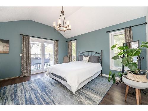 1890 Lakeshore Road, Niagara-On-The-Lake, ON - Indoor Photo Showing Bedroom